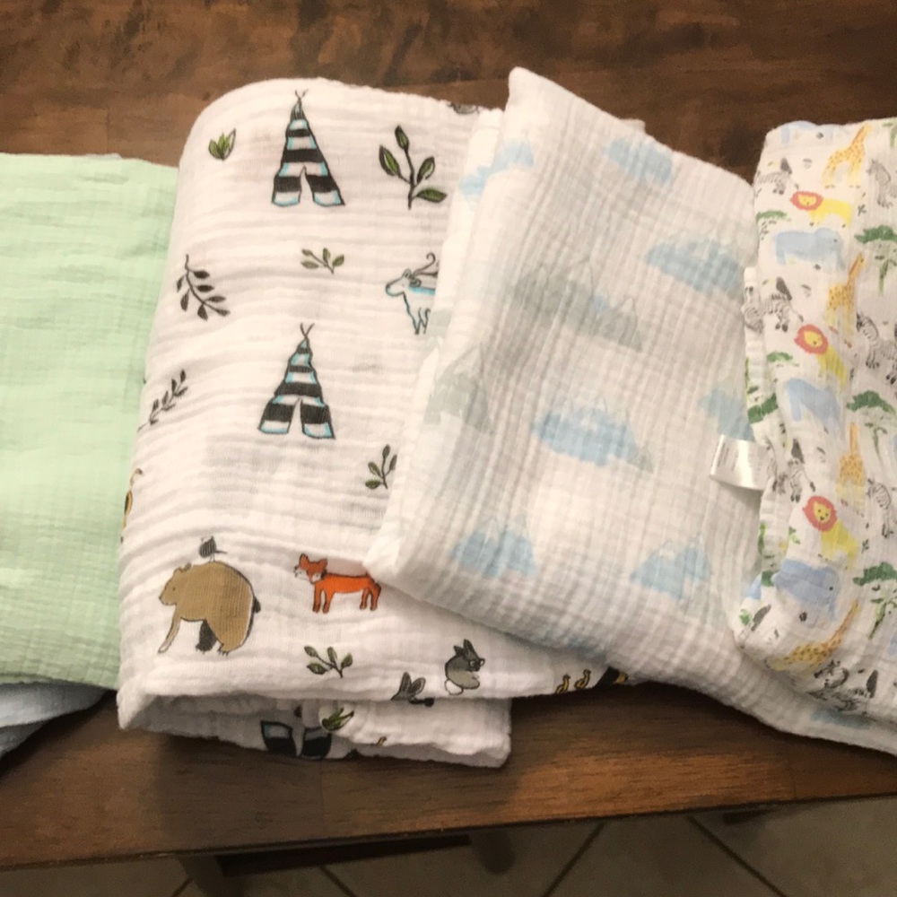 8 Swaddle Blankets